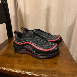 Women’s Nike Air Max 97